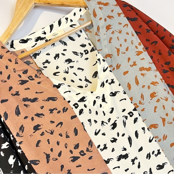 Entro Short Sleeve Animal Print Blouse - Picture 5 of 5
